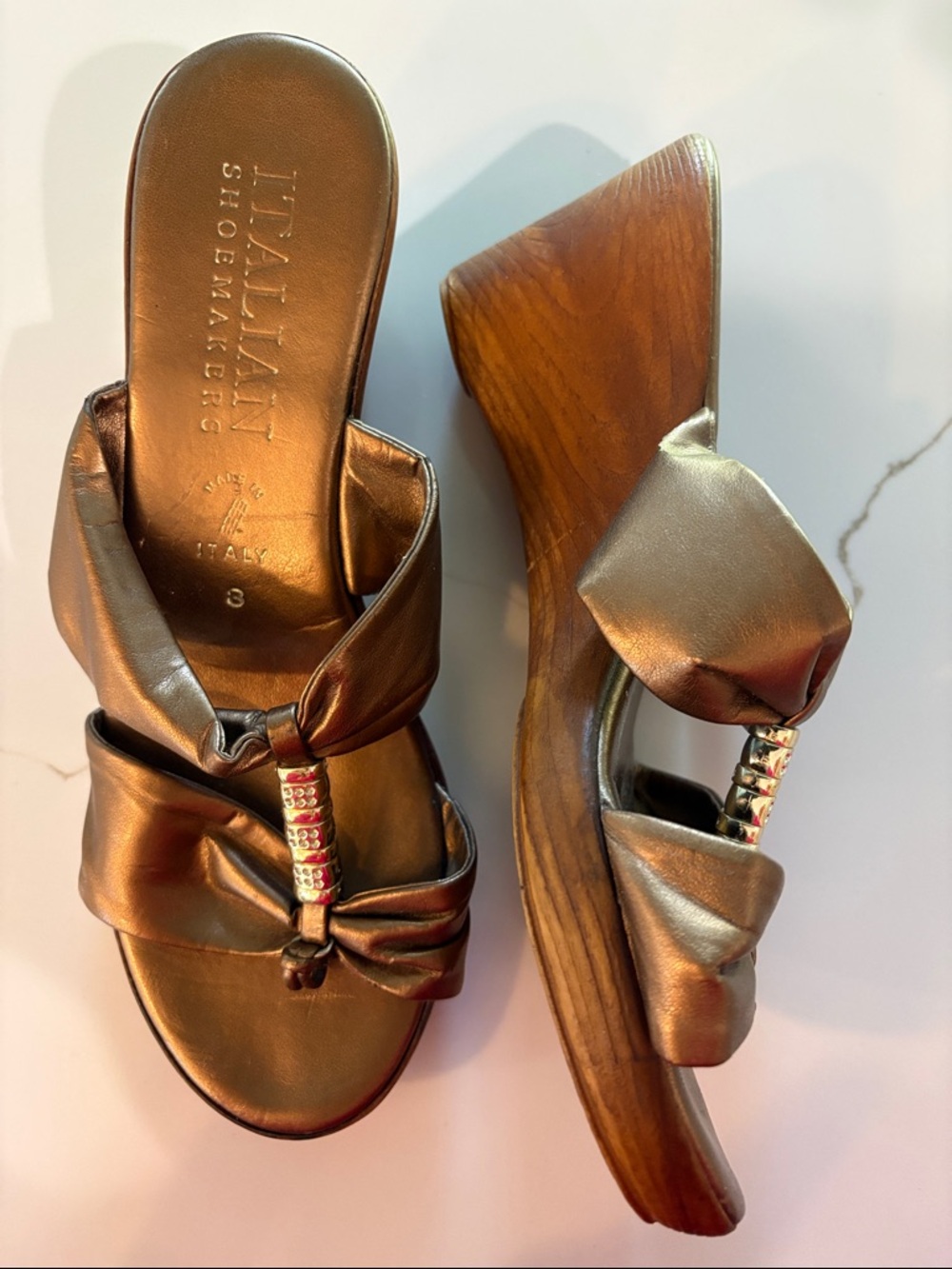 Italian Shoemakers Size 8 Wedge